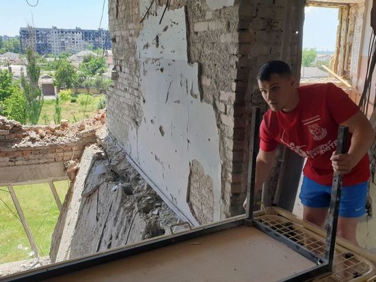 «Меня называют Ямалом»: депутат из Салехарда помогает восстановить разрушенный Мариуполь
