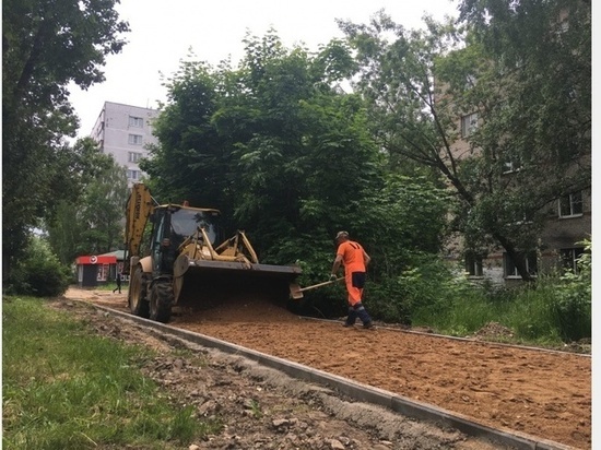 Ремонт улицы Рыленкова в Смоленске идет полным ходом