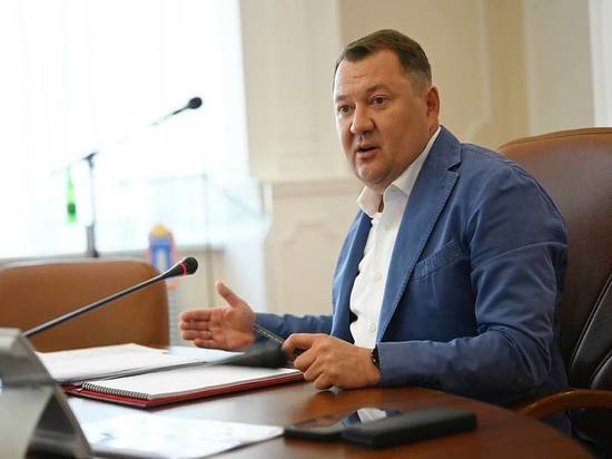 Максим Егоров поручил заменить в области лифты с истекающим сроком эксплуатации