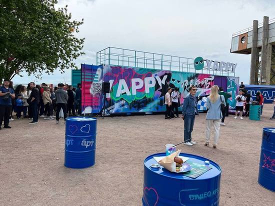 Более 24 тысяч петербуржцев посетили YAPPY Truck