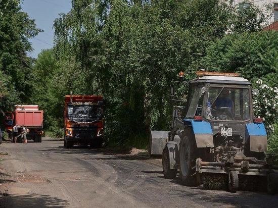 В Курске в рамках ремонта автодороги на улице Чехова будет уложено свыше 800 тонн асфальта