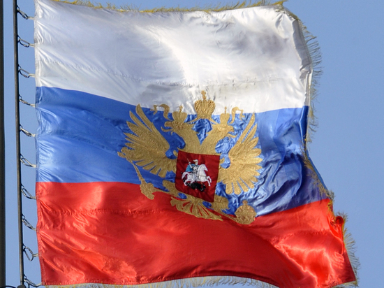 В Африке протестующие вышли на протесты с российскими флагами