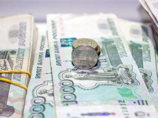 Банк «Открытие»: 49 % россиян имеют финансовую подушку безопасности на срок от 3 до 12 месяцев