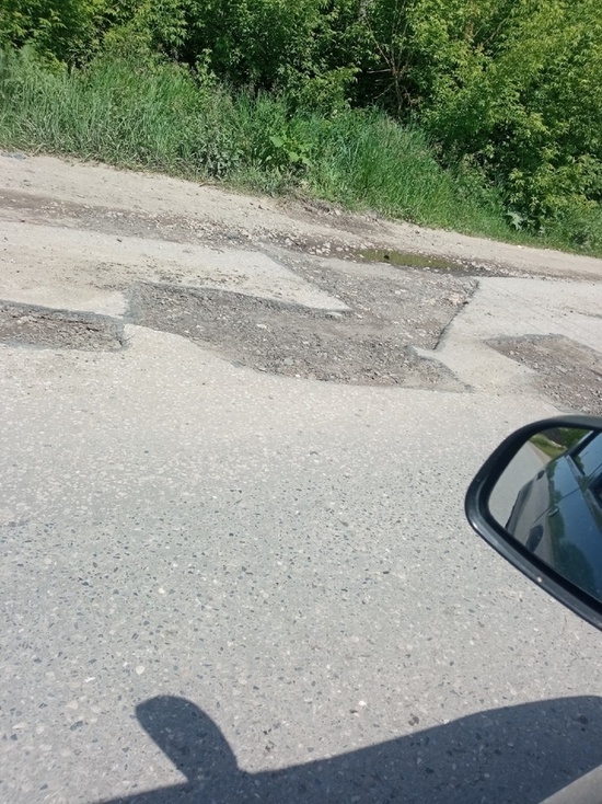 Жители Кузнецка Пензенской области сетуют на плохие дороги в городке