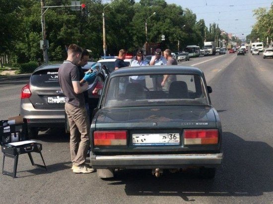 Воронежец угнал автомобиль и попался при ДТП