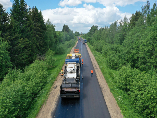В Тверской области после суда начался ремонт дороги