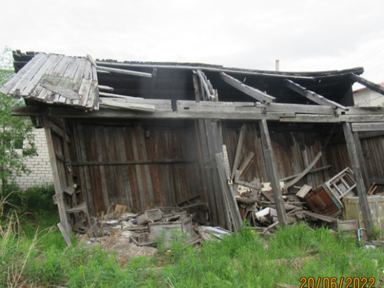 Администрация Нарьян-Мара ищет хозяев старых гаражей на улице Смидовича