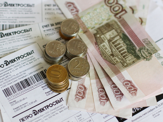 Петербуржцы будут платить больше за воду, газ и электричество с 1 июля