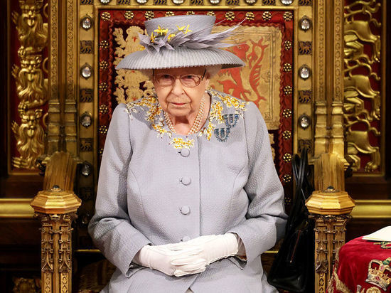 Елизавету II оценили как лучшего из монархов за сотни лет