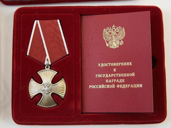 Путин наградил 8 полицейских из Чечни за спецоперацию Орденами Мужества