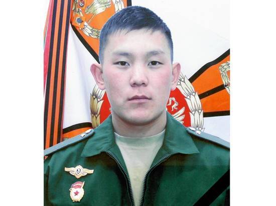 Ефрейтор-танкист из Улан-Удэ посмертно награждён Орденом Мужества