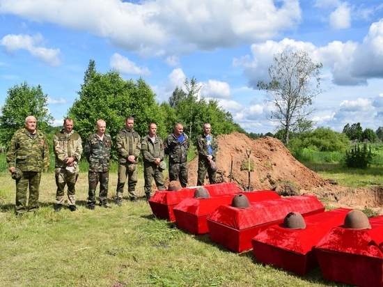 В Оленинском муниниципальном округе прошли захоронения солдат Великой Отечественной войны