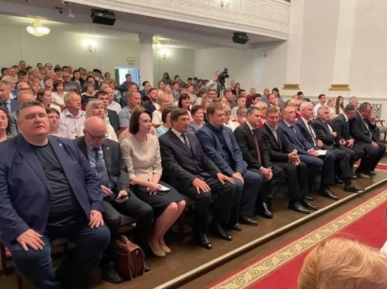 Форум кандидатов «Единой России» проходит в Великих Луках