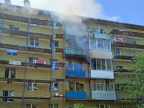 Прокуратура организовала проверку по факту пожара в жилом доме в Дубровке