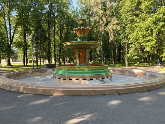 Ремонтировать фонтан в Ботаническом саду начали в Пскове