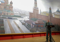 Глава российского военного ведомства Сергей Шойгу 23 июня открыл выставку, посвященную Параду Победы, который прошел 24 июня 1945 года на Красной Площади в Москве