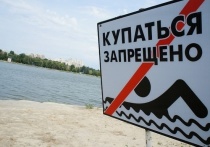 Жителям Салехарда напомнили о запрете на купание в водоемах в черте города