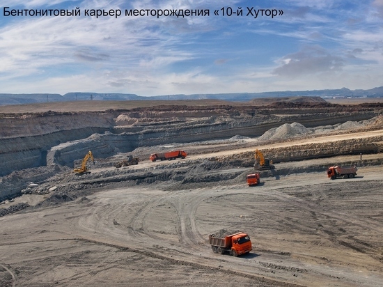 В Хакасии на предприятии по добыче глины умер работник