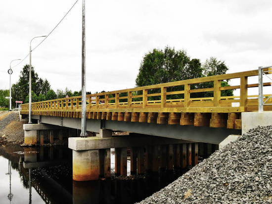 Его капитально ремонтируют в рамках нацпроекта «Безопасные качественные дороги». Мост расположен на 41-м километре дороги Онега – Тамица – Кянда