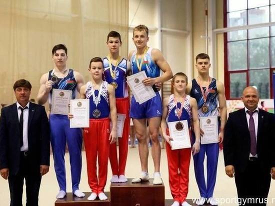 Два липецких гимнаста привезли из Беларуси шесть медалей