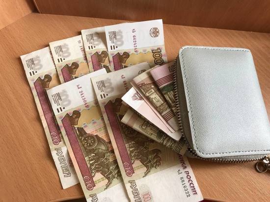 Семьи России получат по 7000 рублей 4 раза в июле 2022 года