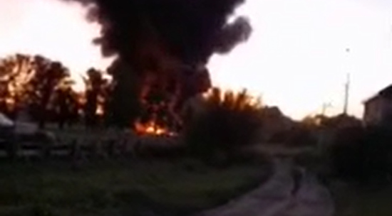 Грузовой Ил-76 совершил жесткую посадку под Рязанью: видео
