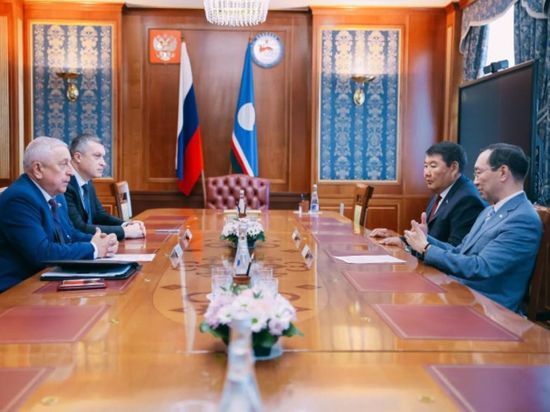 Глава Якутии провел рабочую встречу с председателем комитета госдумы РФ