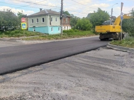 В Курске продолжается ремонт 1,7 км дороги на улице Пионеров