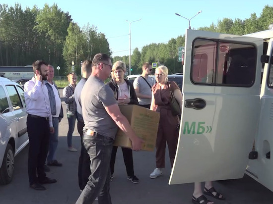 Вторая группа медиков из Ленобласти отправилась в Енакиево