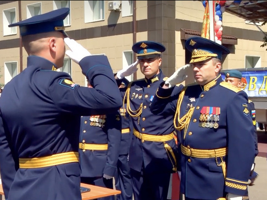 В Рязанском училище ВДВ лейтенанты дали Клятву выпускников
