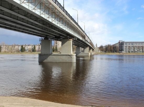 Ремонт моста Александра Невского завершили досрочно