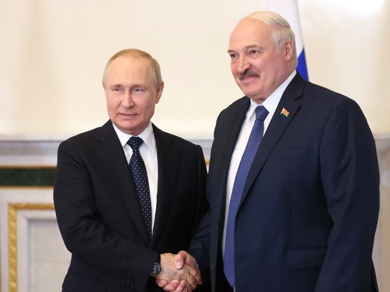 Лукашенко попросил Путина рассмотреть зеркальный ответ на агрессию Запада