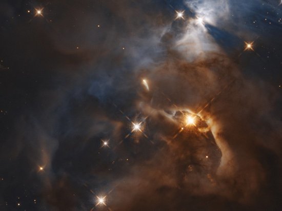 Ученые открыли звезду "поглощающую" окружающие объекты