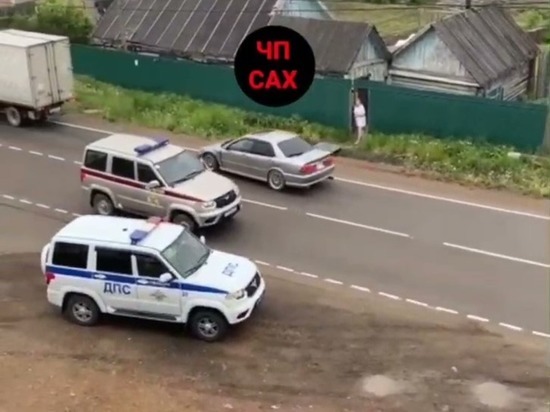 Задержание водителя после погони и ДТП на Сахалине попало на видео