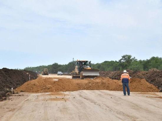 В Энгельсе строительство объездной дороги планируют завершить к 15 августу