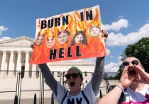 В Америке продолжаются массовые протесты против конституционного запрета на аборты
