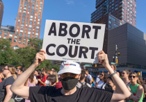 Верховный суд Соединенных Штатов отменил конституционные гарантии права на аборт