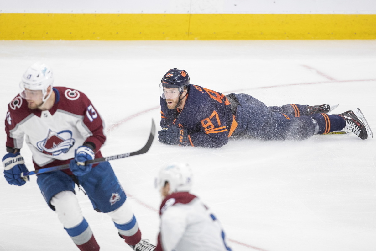 Участие Ничушкина в шестом матче финальной серии НХЛ под вопросом