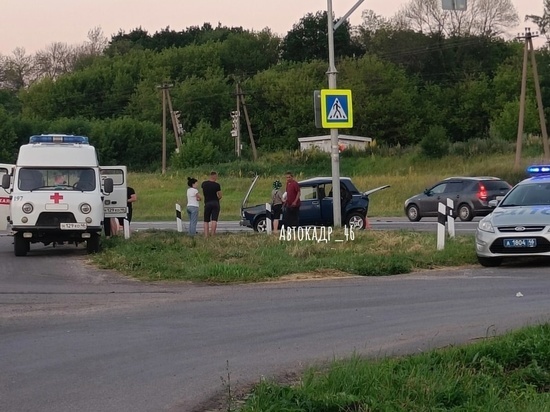 В ДТП под Курском пострадали четверо молодых людей