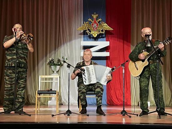 Уральские артисты выступили во Владикавказе перед участниками спецоперации