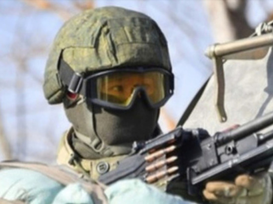 Бойцы чеченского спецподразделения «Ахмат» и НМ ЛНР нашли на территории химического комбината «Азот» в освобожденном Северодонецке боеприпасы и схроны с оружием