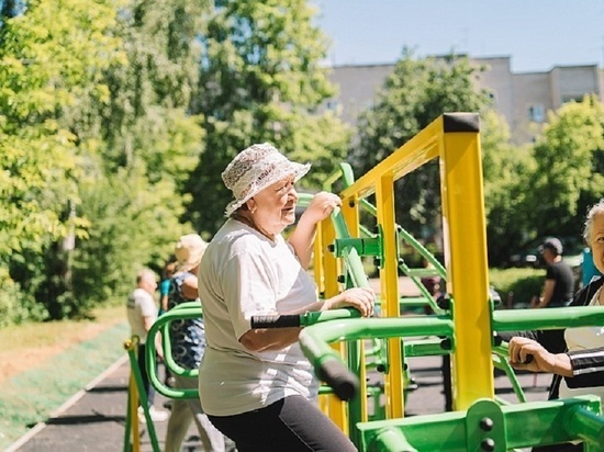 В Кировской области для пожилых людей открыли спортивную площадку