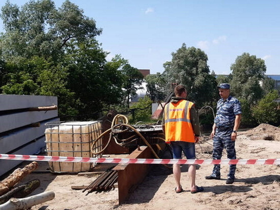На Брянщине осужденные готовят площадку для строительства моста