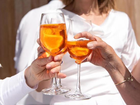 Специалист по профилактике алкоголизма объяснил, почему «сухой закон» не отучит молодежь пить алкоголь