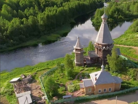 Дрозденко показал отреставрированный храм Николая Чудотворца в Согиницах