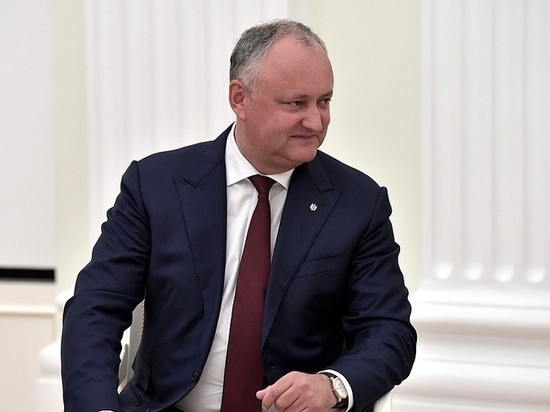 Экс-президенту Молдавии Додону предъявили обвинения в превышении полномочий