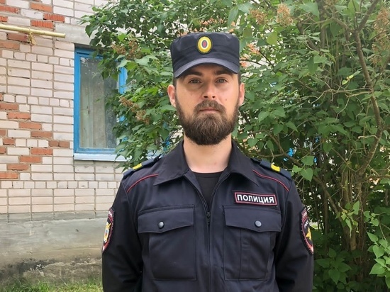 Полицейский из Тотьмы предотвратил пожар в многоквартирном доме