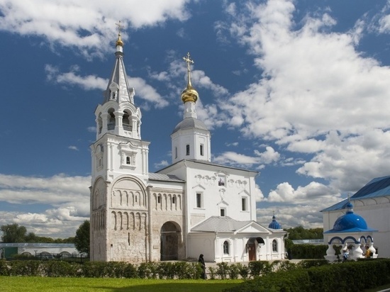 Владимир и Суздаль оказались в десятке популярных туристических городов ЦФО