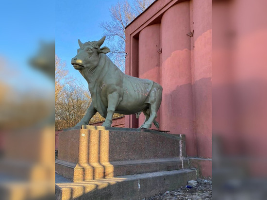Прокуратура Петербурга потребовала восстановить бронзовых быков у бывшего завода «Самсон»