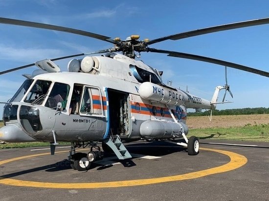 На вертолете в Тверь транспортировали детей из Вышнего Волочка